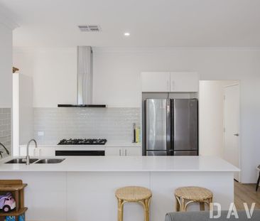 Modern Design for a Low-Stress Lifestyle in Craigie - Photo 2