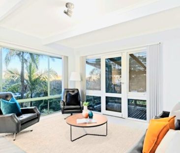 Upper Ferntree Gully - Photo 1