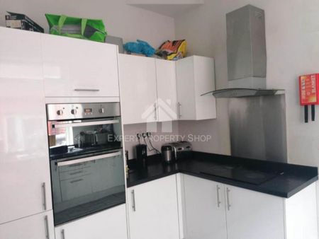 1 bedroom in a house share to rent - Photo 5
