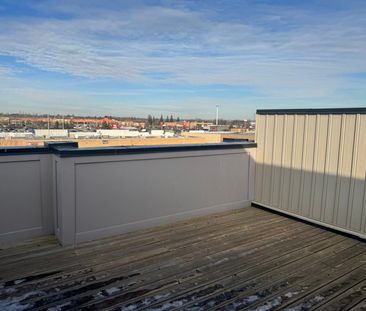 For Lease - 23 Prince William Boulevard, Clarington, Ontario - Photo 1