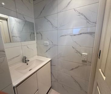 22 Quail Crescent, Melton, Vic 3337 - Photo 2