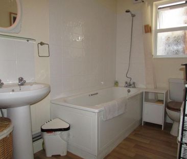 4 bedroom house to rent - Photo 1