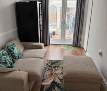 62 Stebondale Street, London., London, E14 - Photo 3