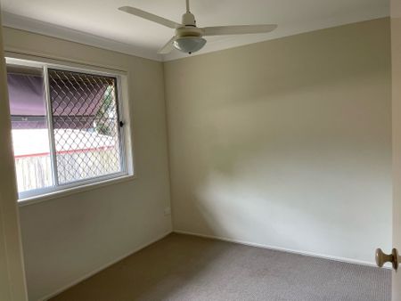 40 Rookwood Avenue, Coopers Plains, QLD 4108 - Photo 2