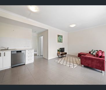 8/50 Alexander Place, Bentley, WA 6102 - Photo 2