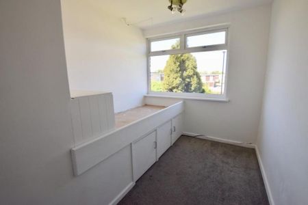 3 bedroom end of terrace house to rent - Photo 5