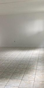 Beau 4 et demi a Brossard - lumineux demi sous sol - libre immédiatement - Photo 4