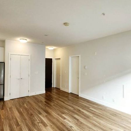 Metrotown Cozy low-rise 2-Bedroom 2-Bathroom Unit for rent - Photo 3