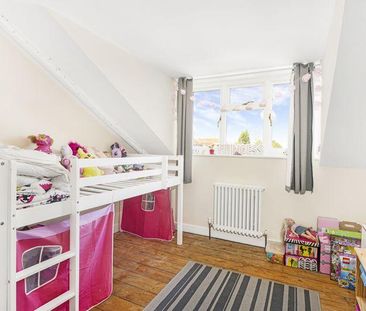 4 bedroom terraced house to rent - Photo 3