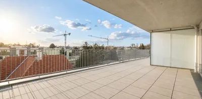 VIC und U1 Kaisermühlen, 4 Zi. mit 35m2 Terrasse Richtung Donauinsel - Photo 2