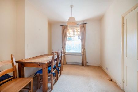 3 bedroom terraced house to rent - Photo 4