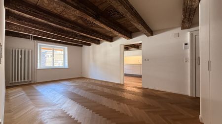 Sanierte Maisonette-Dachwohnung im Herzen der Stadt - Photo 4