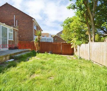 3 bedroom flat to rent - Photo 5