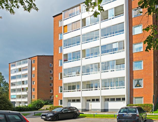 Karlstorpsvägen, Trollhättan - Foto 1