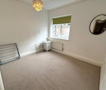 2 Bedroom Apartment To Let - Photo 6