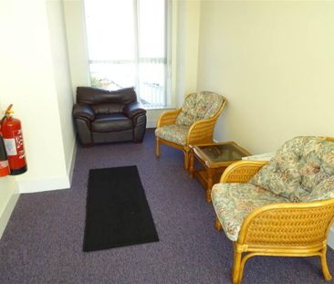 2 Orchard House, Mark Street, Newtownards, BT23 4WS - Photo 2