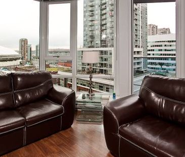 PET FRIENDLY-AVAILABLE November 1st-FURNISHED 2 BEDROOM @ 788 Hamilton - Photo 1