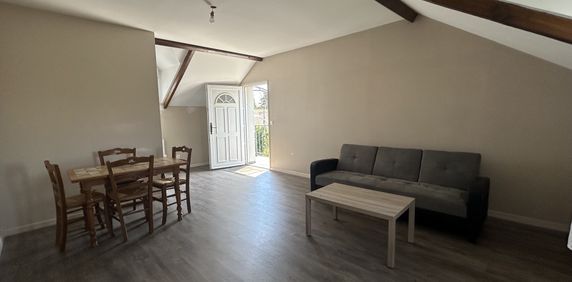 Location Appartement 3 pièces 59m² ROISSY EN BRIE 77680 - Photo 2