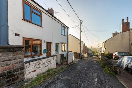 2 bedroom end of terrace house to rent - Photo 2