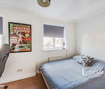 2 bedroom house to rent Norfolk Close, Horley, Surrey, RH6 - Photo 6