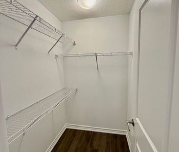 For Lease - 9 Vinewood Crescent, Barrie, Ontario - Photo 2