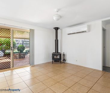 Recently Renovated 3 Bedroom Family Home! - Photo 2