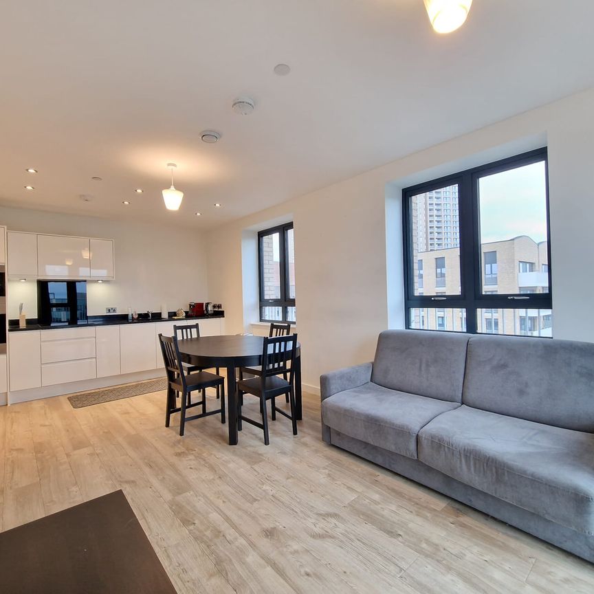 2 bed Flat in 7 Lakeside dr. Marquess House Park Royal, London, London, NW10 7GZ - Photo 1