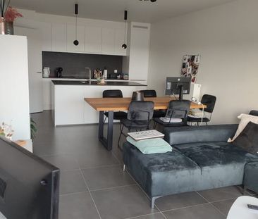 Appartement te huur - Foto 1