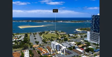 Stunning Apartment on the Broadwater! - Photo 4