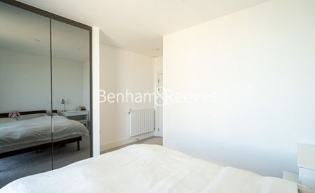 2 Bedroom flat to rent in Plumstead Road, Woolwich, SE18 - Photo 3