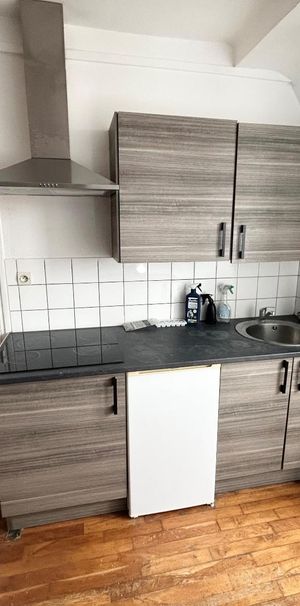 Location Appartement 1 pièce 17m² VALENCIENNES 59300 - Photo 1