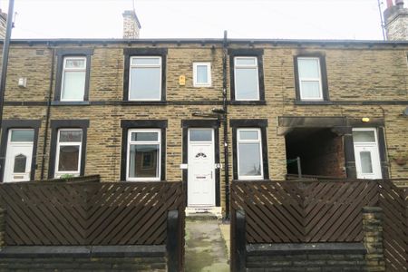 2 bedroom terraced house to rent - Photo 3