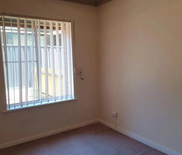 Affordable & Convenient Living in Klemzig - Photo 3