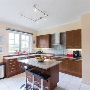 Huis te huur in Tervuren voor € 4.800 met 5 slaapkamers - Photo 2