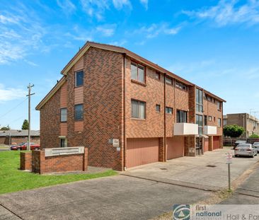 Unparalleled in quality and location - Photo 1