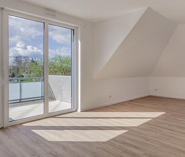 Modern Wohnen in Stadtvilla: Gut geschnittene 3,5-Zimmer-Neubau-Penthouse--Wohnung mit Sonnenbalkon - Foto 2