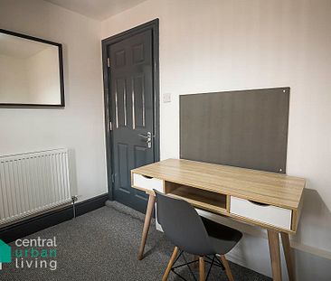 To Rent Catherine Street, **Available From August 2024 - 5 Bedrooms**, Chester - Photo 3