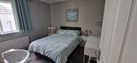 5 Upper Heathmount (TERM TIME), Portstewart, BT55 7AR - Photo 4