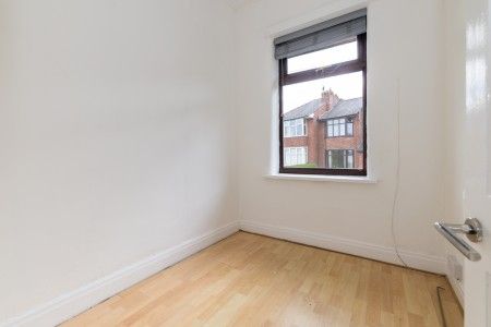 Wynard Avenue, Whelley, WN1 3NS - Photo 5