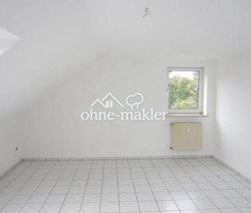 Gepflegte 1-Zimmer Dachgeschoss Appartement mit Küche in Augsburg O... - Photo 1