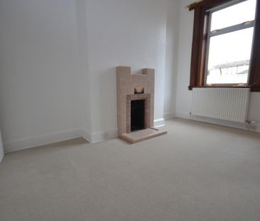 4 bedroom detached house to rent - Photo 6