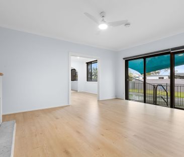 Spacious 7-bedroom family home. - Photo 1