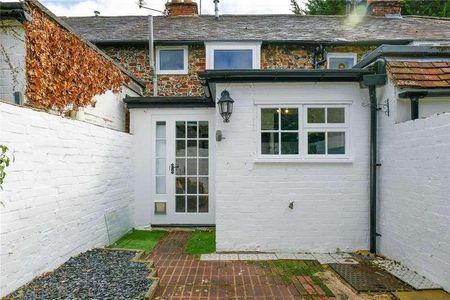 Queens Cottages, Backsideans, Wargrave, Berkshire, RG10 - Photo 3