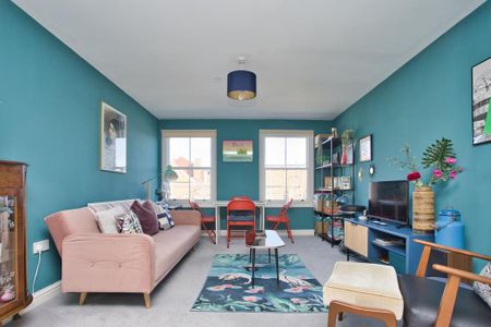 2 bedroom flat to rent - Photo 5