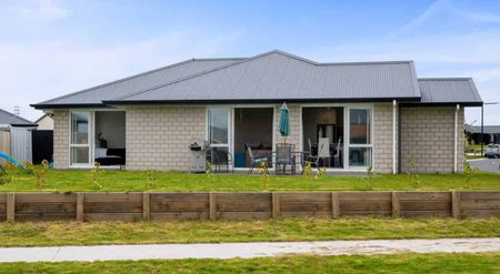 Long Term Rental - Photo 2