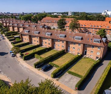 Dejlig 4-værelses lejlighed i det skønne Skibhuskvarter. - Foto 1