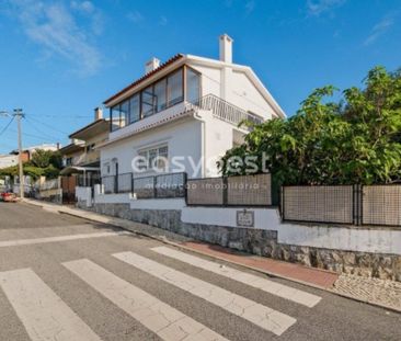 Luxury 3 room Detached House for rent in Cascais e Estoril, Portugal - Photo 4