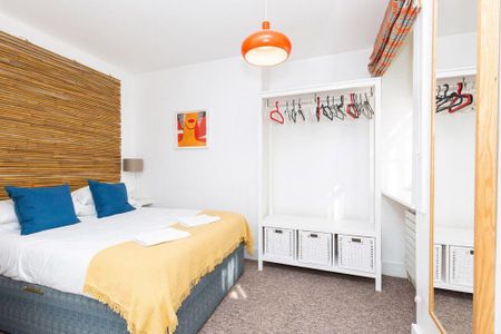 3 bedroom apartment to rent - Photo 5