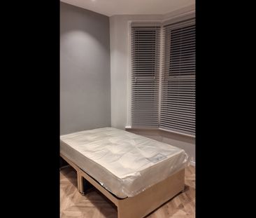 Bedsit, Bravington Road, W9 - Photo 2