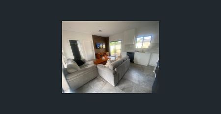 Brand New Luxury 2-Bedroom Granny Flat – Prime Silverwater - Photo 2